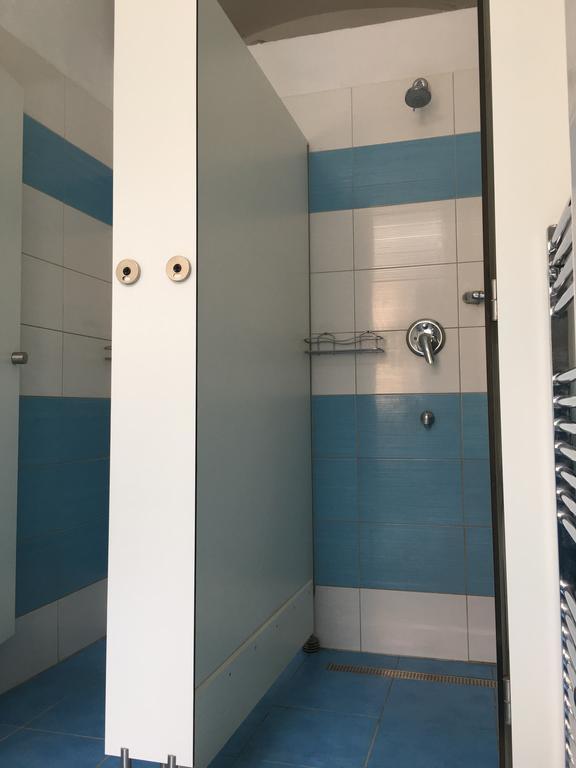 Chichilli Hostel Vienne Extérieur photo