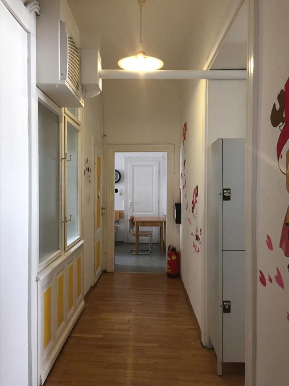 Chichilli Hostel Vienne Extérieur photo