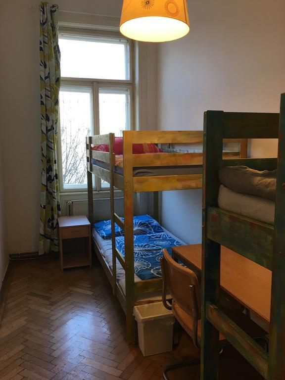 Chichilli Hostel Vienne Extérieur photo