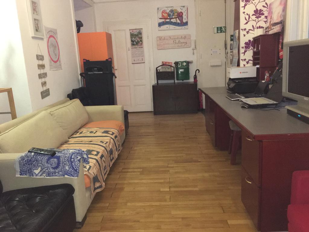 Chichilli Hostel Vienne Extérieur photo
