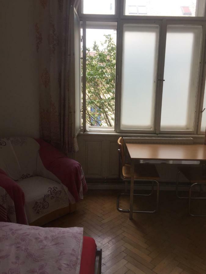 Chichilli Hostel Vienne Extérieur photo