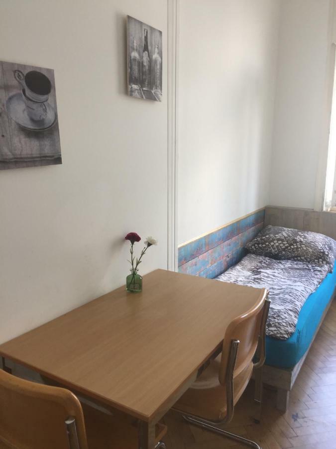 Chichilli Hostel Vienne Extérieur photo
